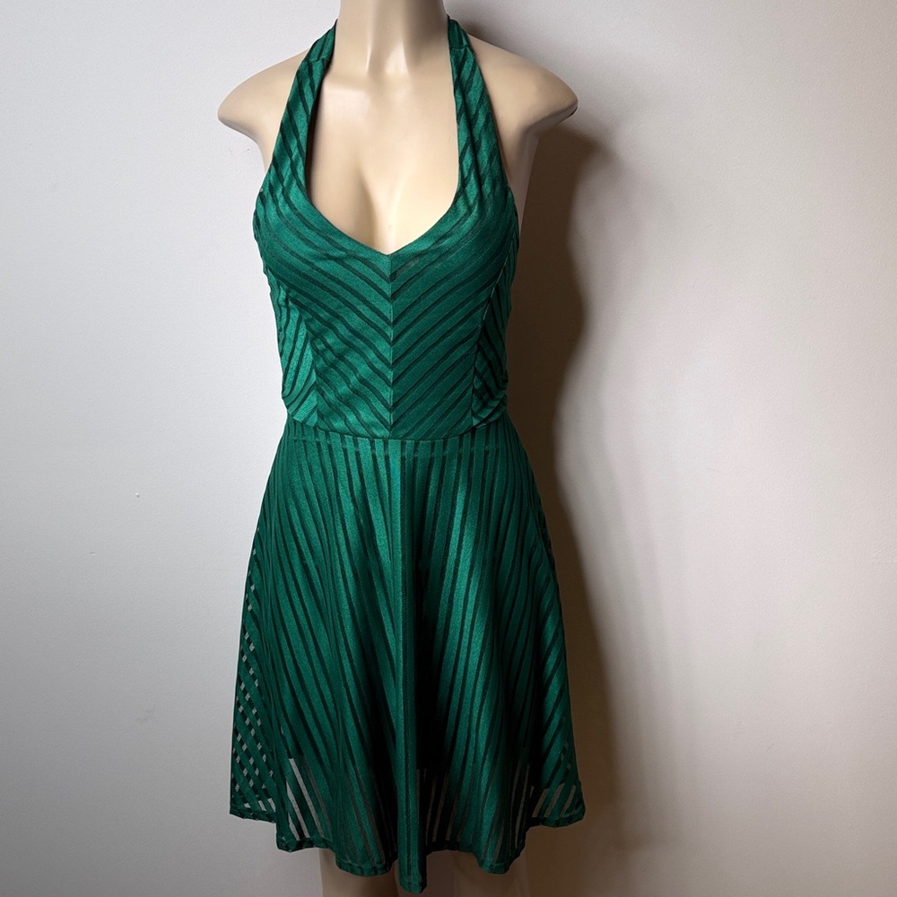 Sleeveless One-Shoulder Emerald Green Halter Fit & Flare Dress
